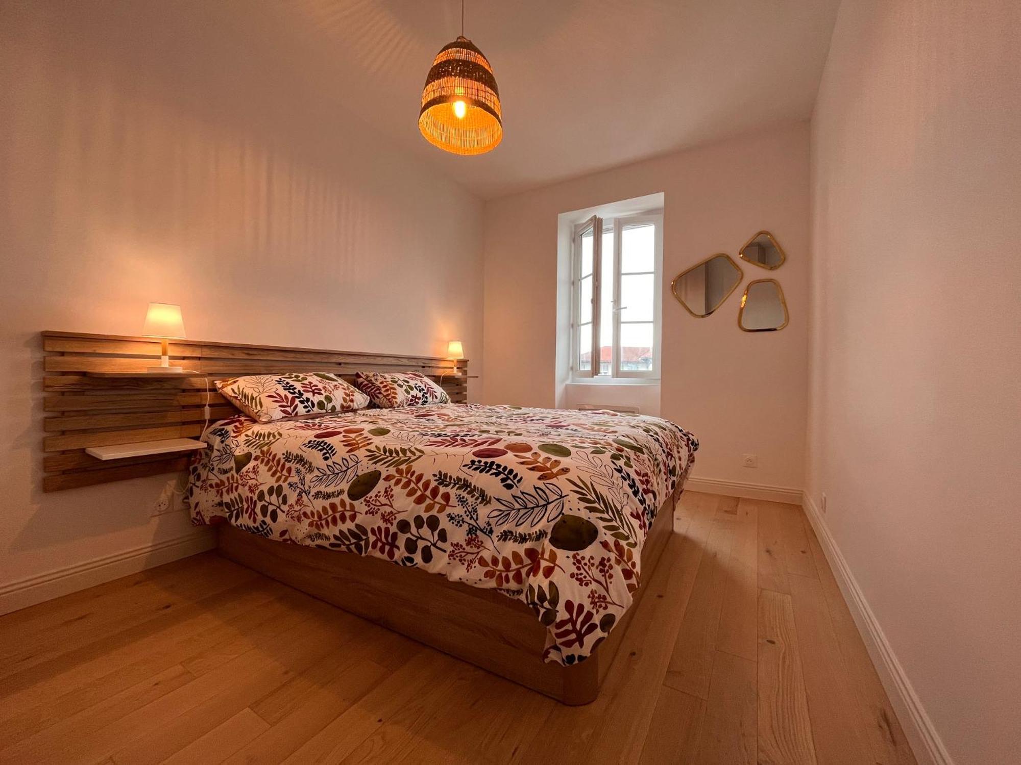 Appartement Lumineux 3 Pieces Pres Des Halles Et De La Plage, Wifi, Clim, Parkings Proches - Fr-1-239-910 Saint-Jean-de-Luz Ngoại thất bức ảnh