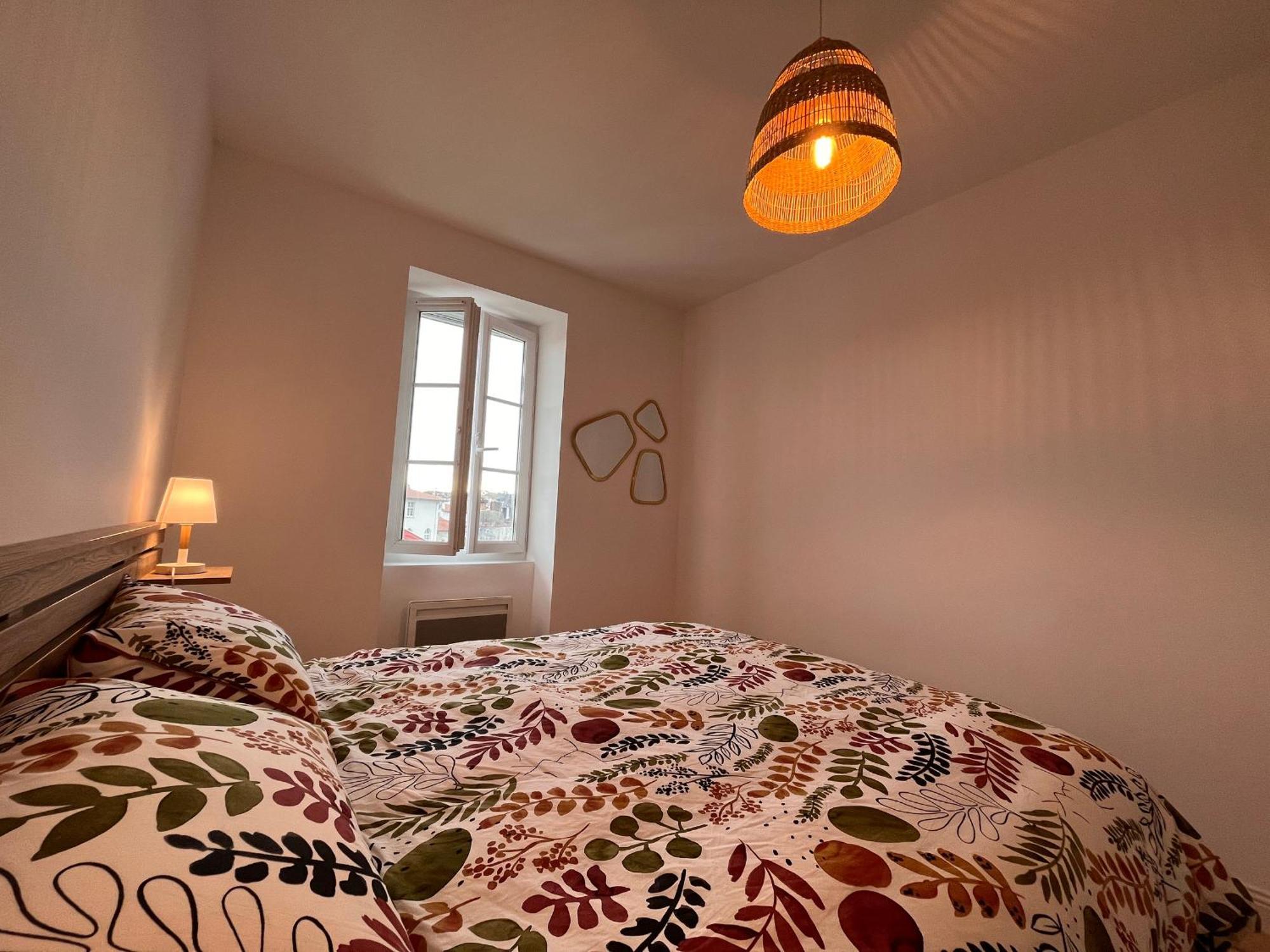 Appartement Lumineux 3 Pieces Pres Des Halles Et De La Plage, Wifi, Clim, Parkings Proches - Fr-1-239-910 Saint-Jean-de-Luz Ngoại thất bức ảnh